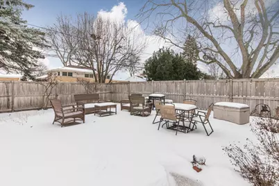 475 Amherst Avenue, Des Plaines, IL 60016 - Photo 28