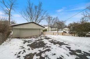 630 Bode Rd, Hoffman Estates, IL 60169 - Photo 24