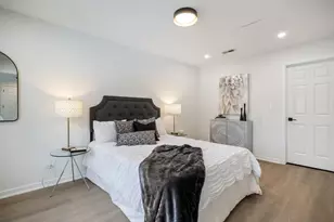 630 Bode Rd, Hoffman Estates, IL 60169 - Photo 16