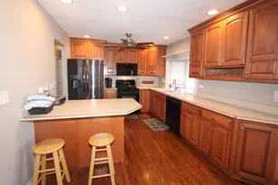 207 York Pl, New Lenox, IL 60451 - Photo 12