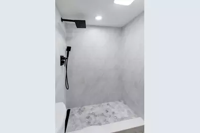 2431 Ernst Street, Franklin Park, IL 60131 - Photo 14