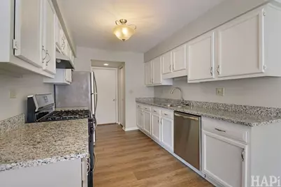 404 Lowell Drive #404, South Elgin, IL 60177 - Photo 8