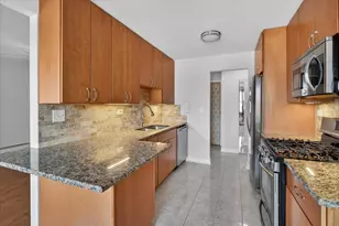 940 E Old Willow Rd, Prospect Heights, IL 60070 - Photo 12