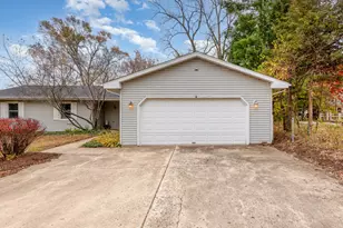 3520 Catfish Ct, Morris, IL 60450 - Photo 2