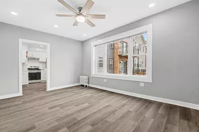 2950 W Waveland Avenue #1, Chicago, IL 60618 - Photo 14