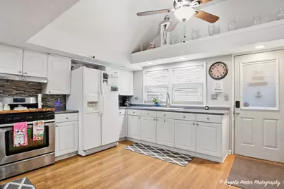 1614 River Terrace Drive, Johnsburg, IL 60051 - Photo 6