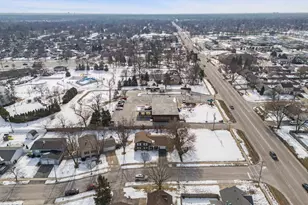 215 E Lincoln Ave, Glendale Heights, IL 60139 - Photo 22