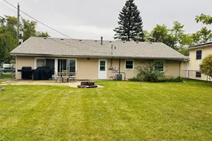 7815 Carlisle Dr, Hanover Park, IL 60133 - Photo 18