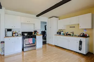 7815 Carlisle Dr, Hanover Park, IL 60133 - Photo 6
