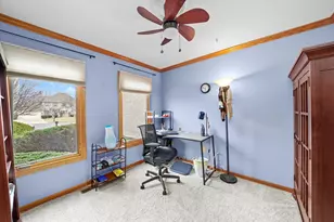 18 Newgate Ave, Naperville, IL 60565 - Photo 12