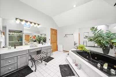 18 Newgate Avenue, Naperville, IL 60565 - Photo 16