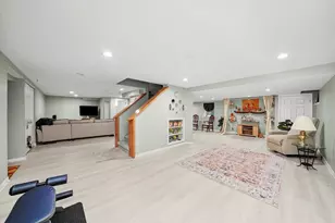 18 Newgate Ave, Naperville, IL 60565 - Photo 22