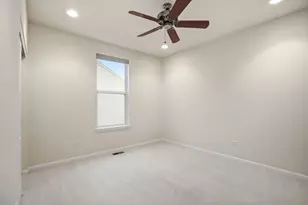 3622 Monticeto Cir, Mundelein, IL 60060 - Photo 20