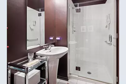 130 S Canal Street #323, Chicago, IL 60606 - Photo 18