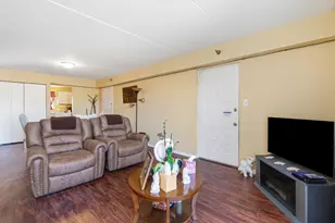 6010 Lake Bluff Dr, Tinley Park, IL 60477 - Photo 4