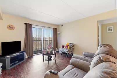 6010 Lake Bluff Drive #402, Tinley Park, IL 60477 - Photo 2