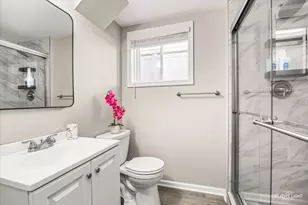 764 Scott Dr, Elgin, IL 60123 - Photo 18