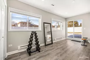 764 Scott Dr, Elgin, IL 60123 - Photo 20