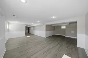 8856 S Parnell Ave, Chicago, IL 60620 - Photo 12