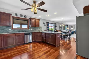 571 Northern Lights Way, New Lenox, IL 60451 - Photo 2