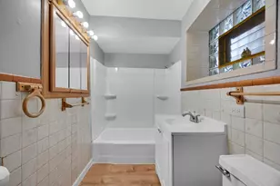 518 E 95th St, Chicago, IL 60619 - Photo 12