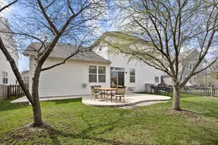 566 Horizon Dr W, Saint Charles, IL 60175 - Photo 24