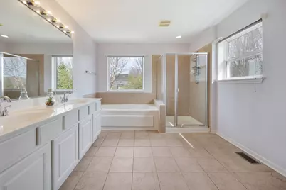 566 Horizon Drive W, Saint Charles, IL 60175 - Photo 18