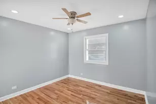 7031 Glenwood Ln, Hanover Park, IL 60133 - Photo 20