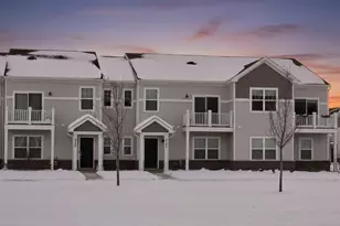 4303 Chelsea Mnr Cir, Aurora, IL 60504 - Photo 2