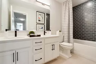 1874 Fulton St, Woodridge, IL 60517 - Photo 30