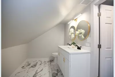 5536 W Melrose Street, Chicago, IL 60641 - Photo 18