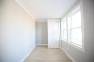 5536 W Melrose St, Chicago, IL 60641 - Photo 16