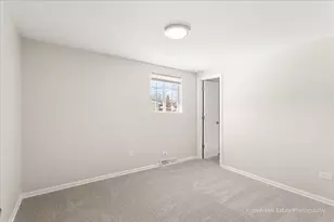 16600 Oxford Dr, Markham, IL 60428 - Photo 12