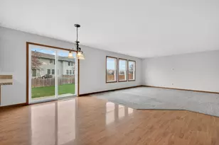 1940 Taller Rd, Morris, IL 60450 - Photo 8