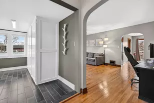 345 W Division St, Coal City, IL 60416 - Photo 12