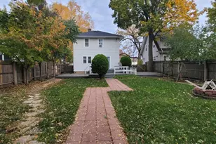 1318 N Jackson St, Waukegan, IL 60085 - Photo 26