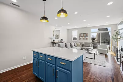 2305 N Austin Avenue #3, Chicago, IL 60639 - Photo 4