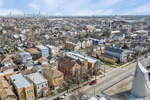 2305 N Austin Ave, Chicago, IL 60639 - Photo 32