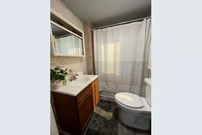 300 N Madison Street, Woodstock, IL 60098 - Photo 6