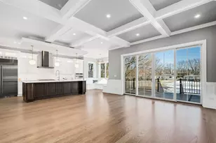 6925 Clarendon Hills Rd, Darien, IL 60561 - Photo 8