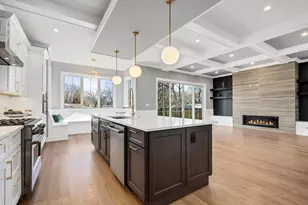 6925 Clarendon Hills Rd, Darien, IL 60561 - Photo 16