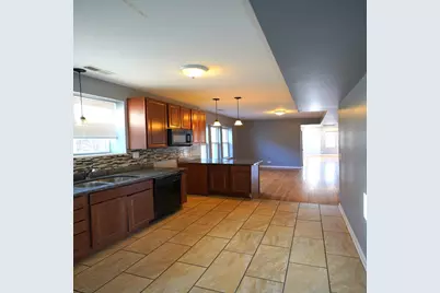 8739 S Harper Avenue #3, Chicago, IL 60619 - Photo 2