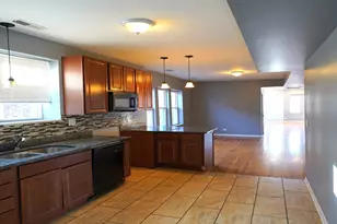 8739 S Harper Ave, Chicago, IL 60619 - Photo 2