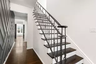 300 W Elm Park Ave, Elmhurst, IL 60126 - Photo 10