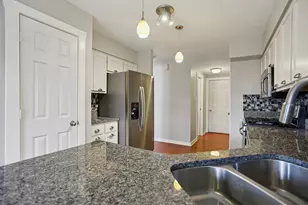 17110 Jeremy Ln, Tinley Park, IL 60487 - Photo 10