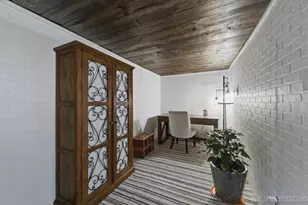 1123 Prairie St, Aurora, IL 60506 - Photo 30