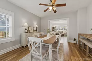 1123 Prairie St, Aurora, IL 60506 - Photo 10