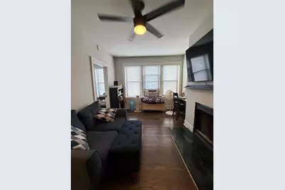 631 W Roscoe Street #C3, Chicago, IL 60657 - Photo 4