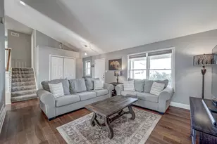 1126 Starlite Ct, Naperville, IL 60564 - Photo 8