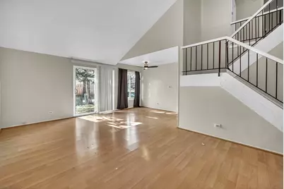 545 Alton Court, Carol Stream, IL 60188 - Photo 4